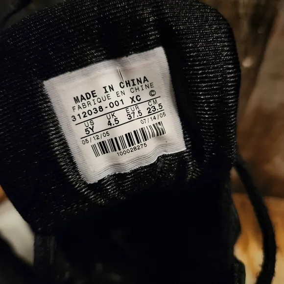 Nike Black High-Top Athletic Shoes with Velcro Strap