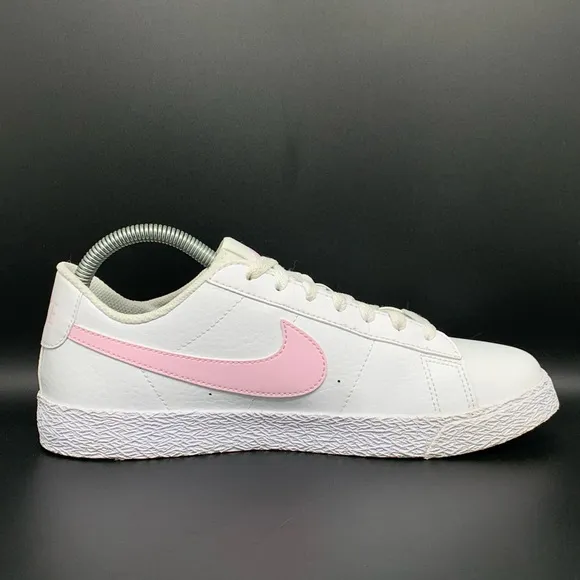 Nike Blazer Low White Pink Shoes CZ7576-102 Youth 7Y / Women's Sz 8.5