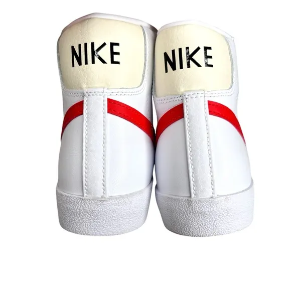 Nike Blazer Mid ‘77 Sneakers Picante Red SZ 10 Men’s Shoes
