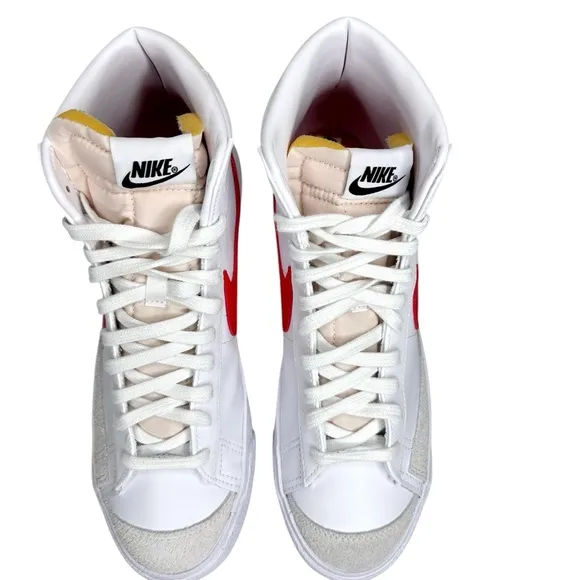 Nike Blazer Mid ‘77 Sneakers Picante Red SZ 10 Men’s Shoes