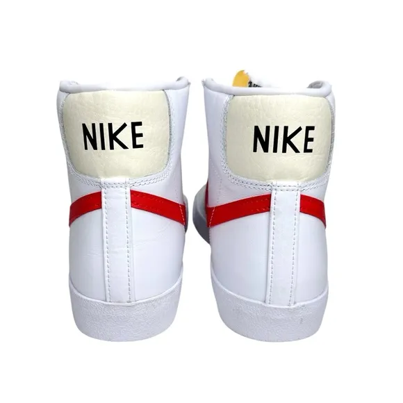 Nike Blazer Mid ‘77 Sneakers Picante Red SZ 10 Men’s Shoes