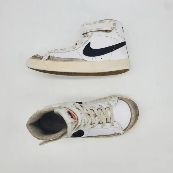 Nike BLAZER MID' 77 Sneakers Youth Kid's Sz 13.5C White Black Shoes DA4086-102