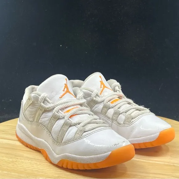 Nike Boys Air Jordan 11 Low DJ4328-139 White Basketball Shoes Sneakers Size 1.5Y