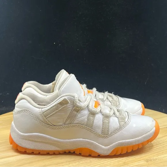 Nike Boys Air Jordan 11 Low DJ4328-139 White Basketball Shoes Sneakers Size 1.5Y