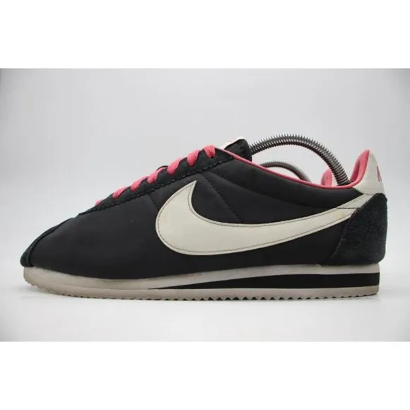Nike Cortez Men's Size 10 Nylon Black / Pink Sneaker Lace Up Shoes 488291-061
