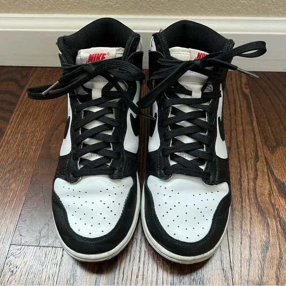 Nike Dunk High Panda Black White Lace Up Sneakers Shoes Women Size 7 DD1869-103,