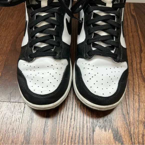 Nike Dunk High Panda Black White Lace Up Sneakers Shoes Women Size 7 DD1869-103,