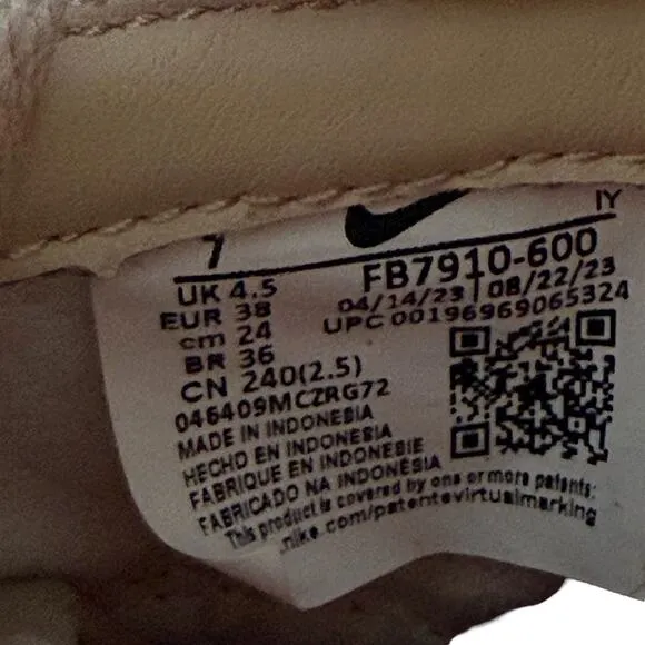 Nike Dunk Low Premium Bacon Sneakers Size 7
