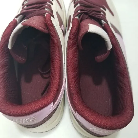 Nike Dunk Low Premium Valentines Day 2023 DR9705-100 Size 8.5 Shoes
