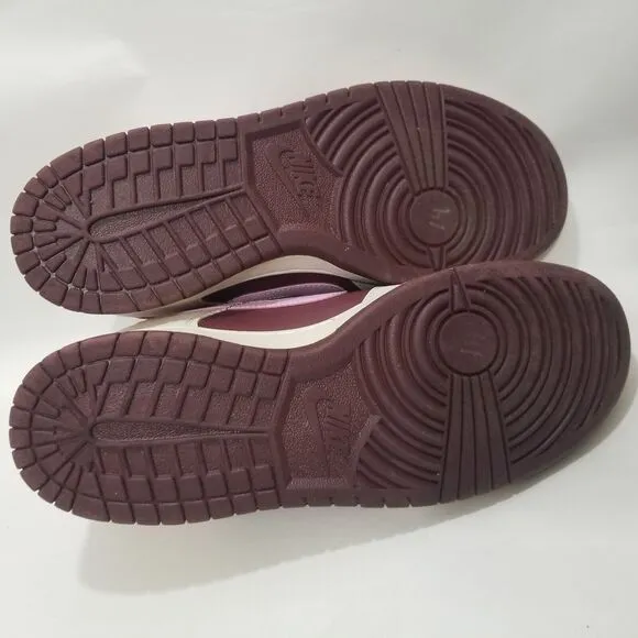 Nike Dunk Low Premium Valentines Day 2023 DR9705-100 Size 8.5 Shoes
