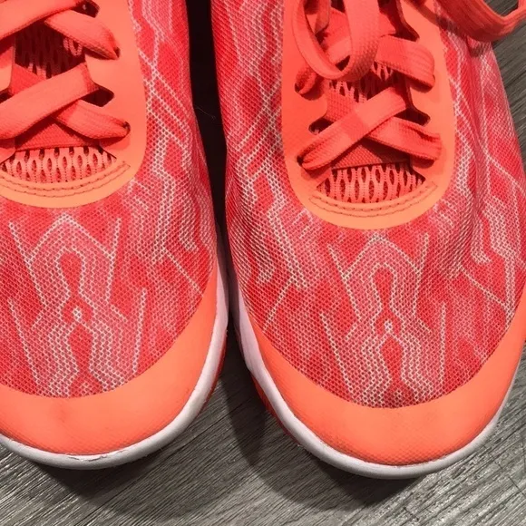 Nike Experience Running 5 Premium Shoes size 9.5