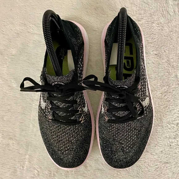 Nike Free RN Flyknit Running Shoes Women’s Size 7 Black Pink Foam