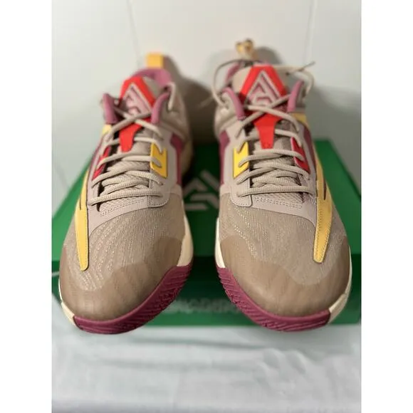 Nike Giannis Immortality 3 Fossil Stone Gold/Celestial Gold Men's Shoes Size 14