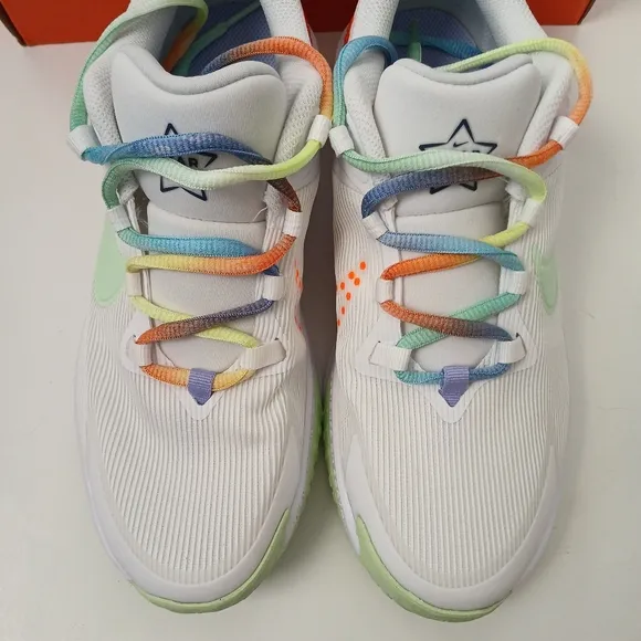 Nike Girls Star Runner 4 Next Nature SE Sneakers White Photon Dust Youth Size 7