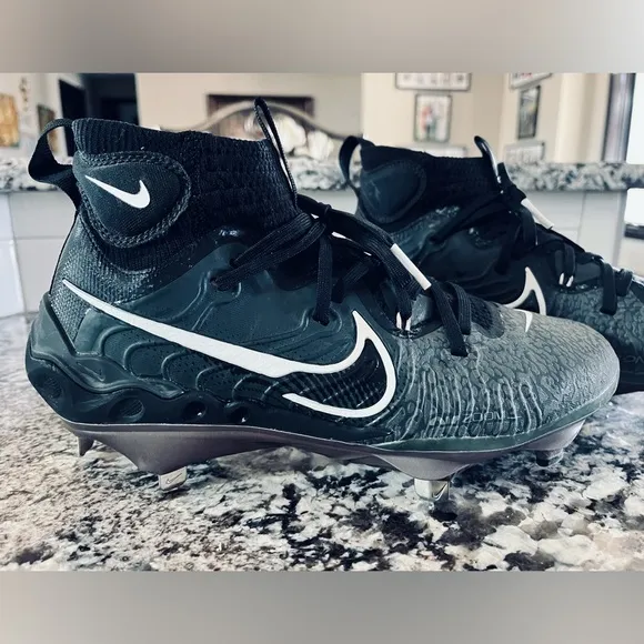 Nike Hurricane Baseball Shoes Cleats
