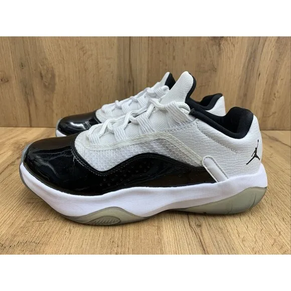 Nike Jordan 11 CMFT Low Basketball Shoes Sneakers Boys Sz 6.5Y Black DV2208-100