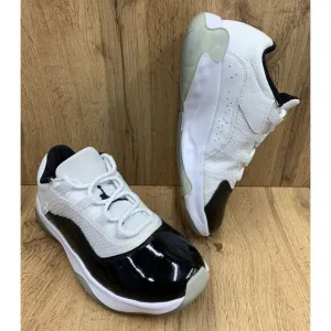 Nike Jordan 11 CMFT Low Basketball Shoes Sneakers Boys Sz 6.5Y Black DV2208-100