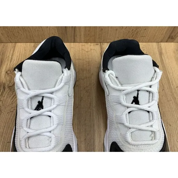 Nike Jordan 11 CMFT Low Basketball Shoes Sneakers Boys Sz 6.5Y Black DV2208-100