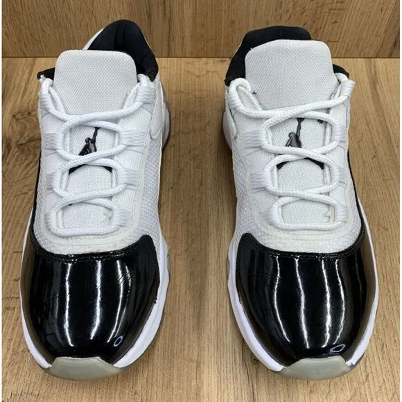 Nike Jordan 11 CMFT Low Basketball Shoes Sneakers Boys Sz 6.5Y Black DV2208-100