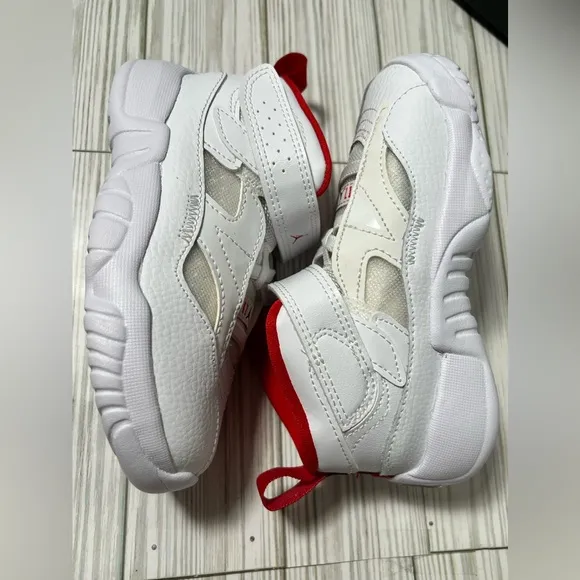 Nike Jordan Jumpman Two Trey sneaker Shoes basketball white red toddler size 10C