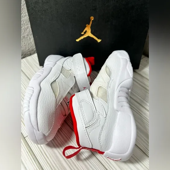 Nike Jordan Jumpman Two Trey sneaker Shoes basketball white red toddler size 10C