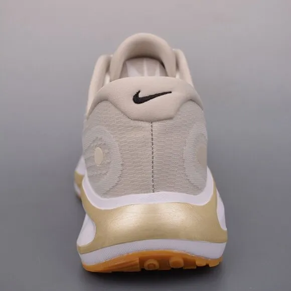 Nike Journey Run Men's Road Running Shoes Gold