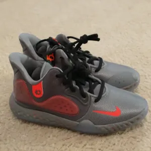 Nike KD Trey 5 VII