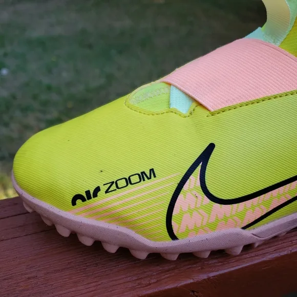 Nike Kids' Youth Air Zoom Mercurial Superfuly 9 Academy Turf Shoes - US 5.5Y