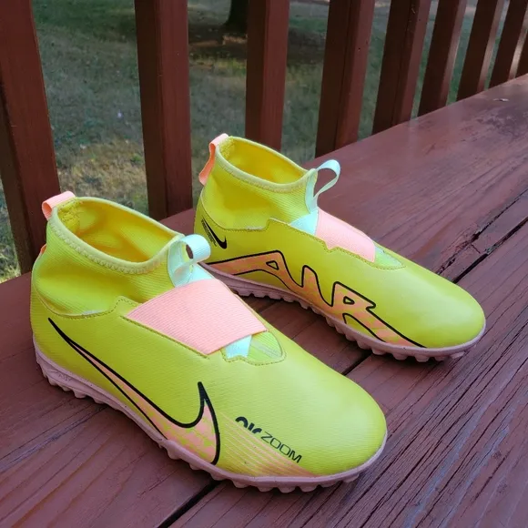 Nike Kids' Youth Air Zoom Mercurial Superfuly 9 Academy Turf Shoes - US 5.5Y