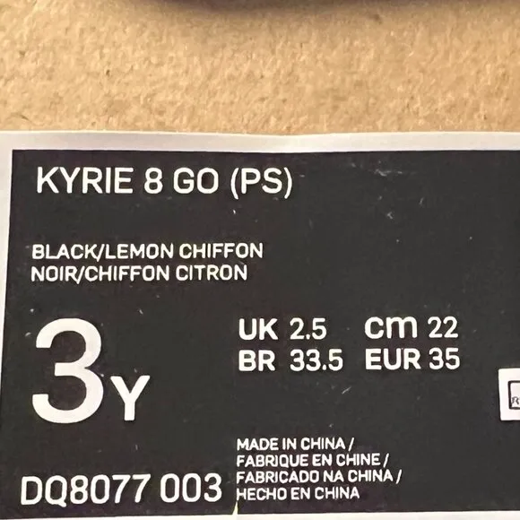 Nike Kyrie 8 GO PS Black/Lemon Chiffon NIB 3Y