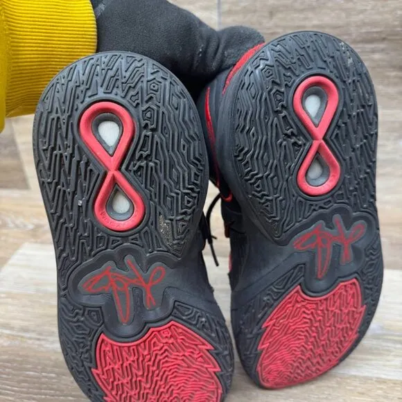 Nike Kyrie Infinity Black/Red Mid Top Athletic Shoes Men's Size 9