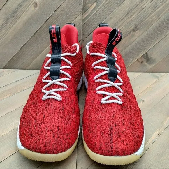 Nike LeBron 15 Low Basketball Shoes Men Size 14 University Red Athletic Sneakers