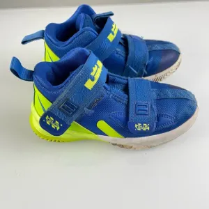 Nike Lebron James Soldier 13 XVIII Basketball Hooping Shoes‎ Blue Green