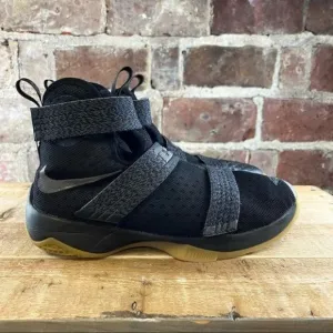 Nike LeBron Soldier 10 SFG Black Gum Sneakers (845121-009) Size Y7 Women's 8