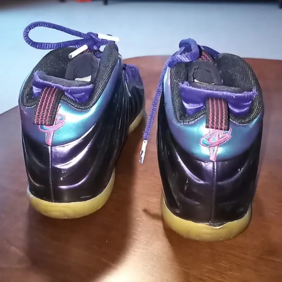 Nike Little Posite One GS Foamposite Iridescent Purple Shoes. Size 2 You…