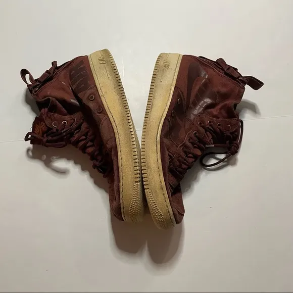 Nike Maroon High Top Microsuede Sneaker Athletic Shoes Zipper Back Size 11-11.5