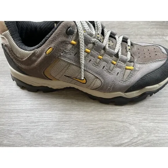 Nike Mens ACG 315675-271 Brown Trail Hiking Shoes Size 7.5 Outdoor