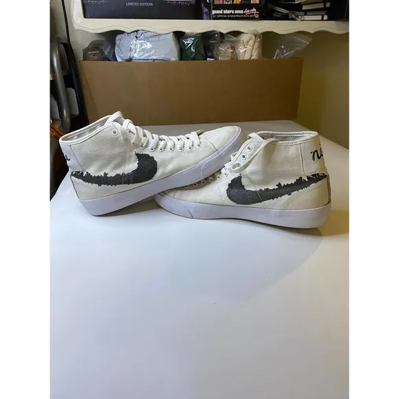 Nike Men's Blazer Court Mid Premium SB Sneakers DM8553-100 Mens Size 10