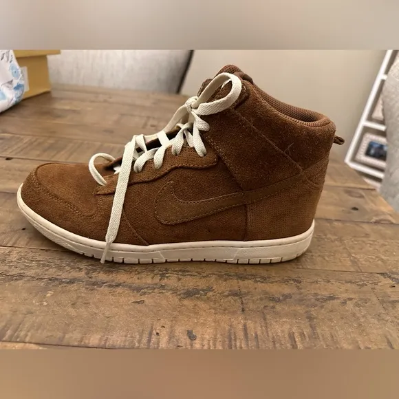 Nike Men’s Dunk High Zoom - Size 8 - Rare!
