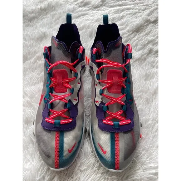 NIKE Men’s Nike React Element 87 Size 11