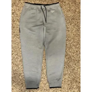 Nike Men's Therma Training Jogger Pants Heather Gray