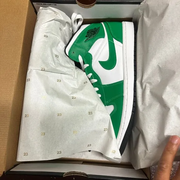 Nike Mens White Green Air Jordan 1 Mid DA8426-301 Basketball Shoes Size US 11