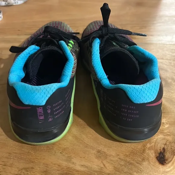Nike Metcon 5 multicolored workout shoes size 7
