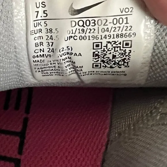 Nike Metcon 8 Graffiti Graphics Dust CrossFit Training Shoes Women Size7.5