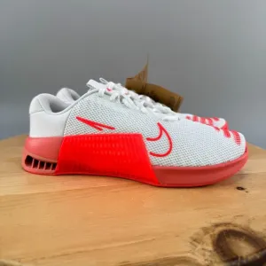 Nike Metcon 9 Womens Size 9 Shoes White Bright Crimson Athletic Sneaker Crossfit