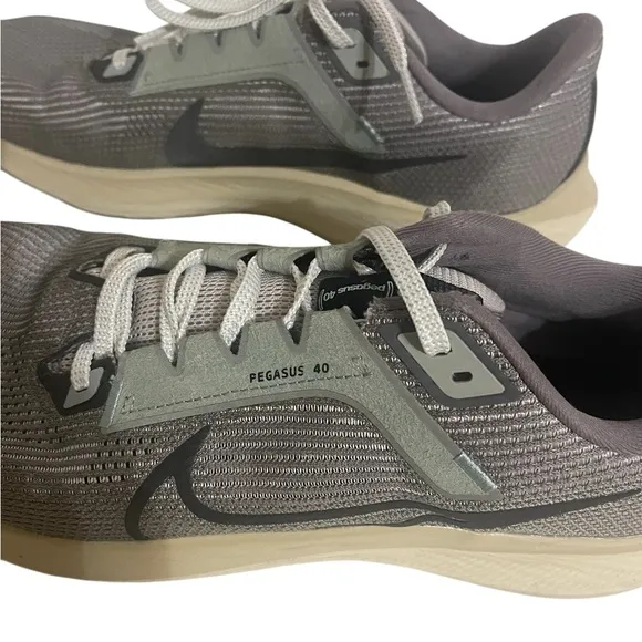 Nike Pegasus 40 PRM Road Running Shoes 'Flat Pewter' (FN7498-012) Size 11.5 US