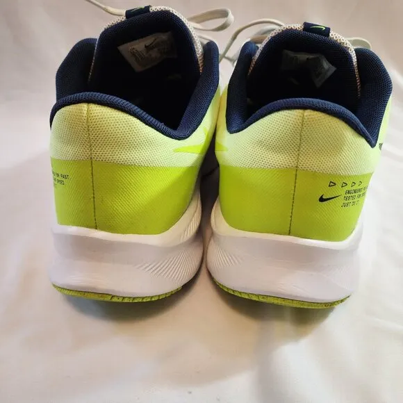 NIKE QUEST 4 ATHLETIC SHOES SIZE 11.5 MENS PHOTON DUST VOLT GLOW RUNNING SNEAKER