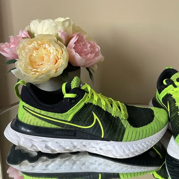 NIKE React Infinity Run 2 Running Shoes Sneakers