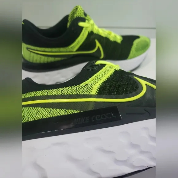 Nike React Infinity Run FlyKnit 2 Volt Black Running Training Sneakers Men's 13