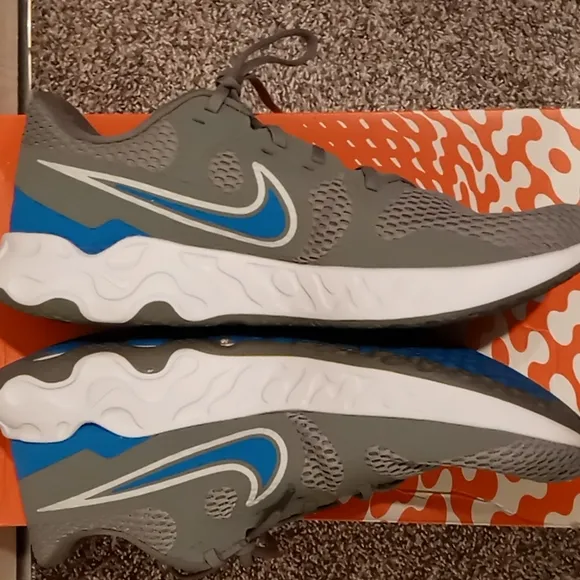 Nike Renew Ride 2 Running Shoes Excellent Condition Mens Siz…
